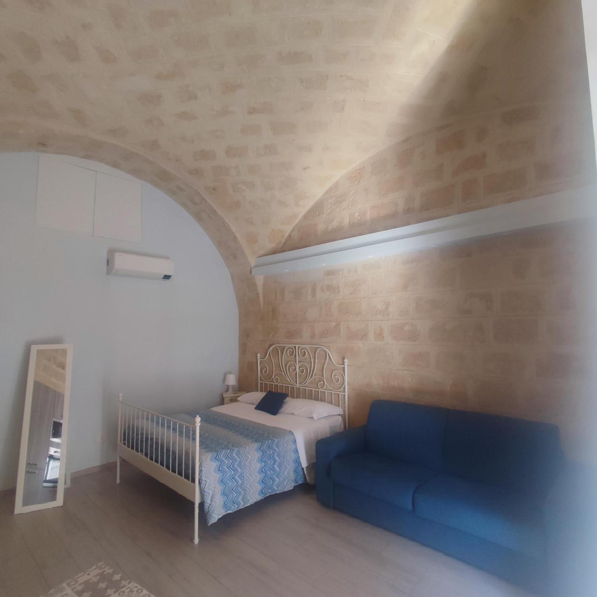 Albachiara Suite Трани Экстерьер фото